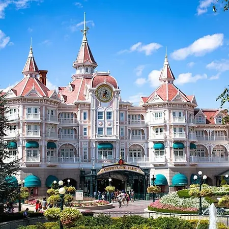 Chic 5 Min Disneyland/vallee Village דירה